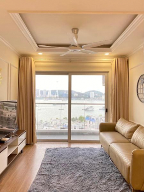 Lux.Sapphire Homestay HaLong